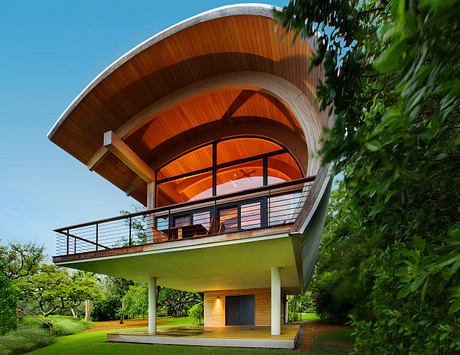 Casey Key Residence is a Serene and Thoughtfully Designed Coastal Retreat - 7