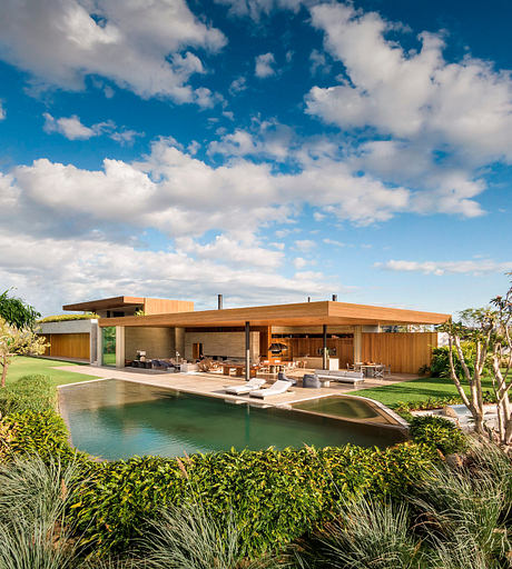 Casa LM by Studio Arthur Casas - 10