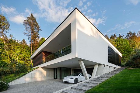 Green Terrace House: Modern Architecture in Vilnius - 1