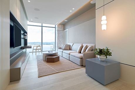 Sea Point Apartment Combines European Sophistication with Tropical Aesthetics - 1