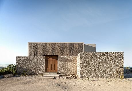 Tunich House by Ápiron - 1