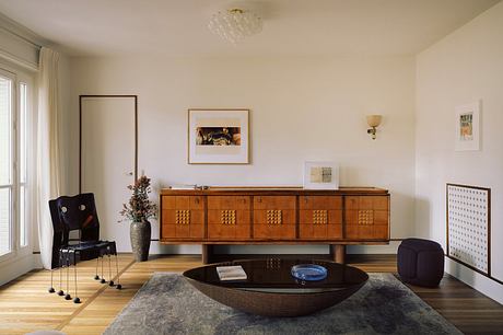 Babylone Apartment Blends Classical and Contemporary Design - 2