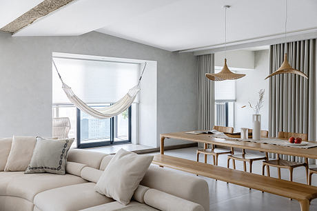 Daily Vacation Merges Hotel Functionality into Opulent Residential Interior - 2