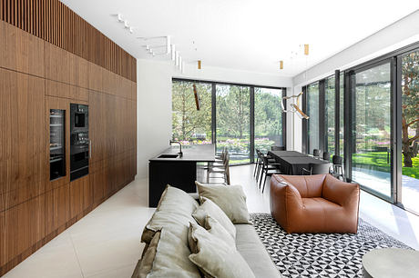 Open House by Devyni Architektai - 2