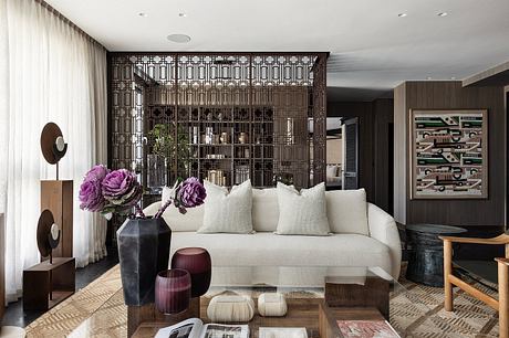 Highline Haven: Tel Aviv Apartment Blends Modern Looks With Cozy Atmosphere - 3