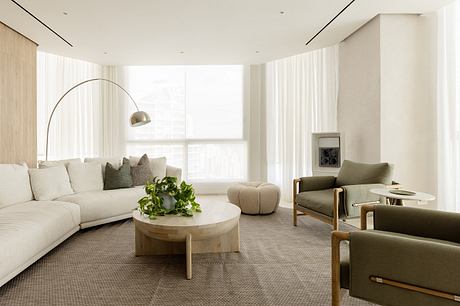 Japandi Apartment is an Oasis Amid the Urban Chaos of Panama City - 3