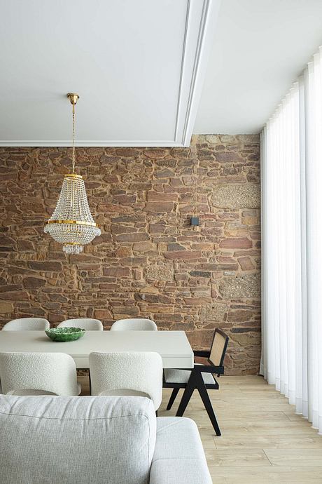Park House IV Revitalised by Ricardo Azevedo Arquitecto - 2
