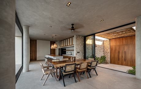 Tunich House by Ápiron - 5