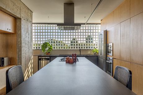 Apartment 308G Celebrates Brasília Modernist Spirit with Thoughtful Retrofit - 6