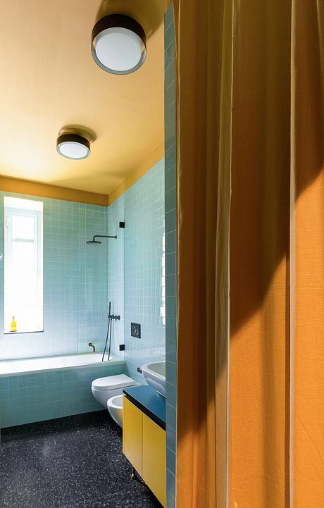 Casa CB: KICK.OFFICE Mystery Apartment Breathes New Life into Old Frame - 7