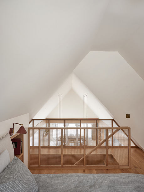 House on the Pond by Atelier Échelle - 6