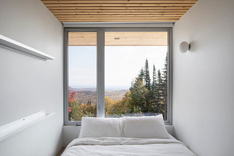 Peace is a Rustic Lodge Nestled into Le Maelström Mountain - 5