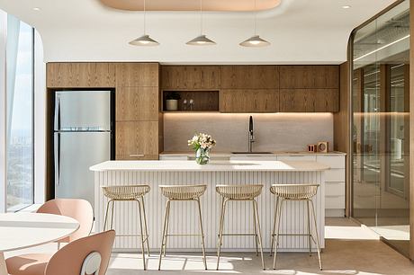 Bridge Creative Workplace Achieves Balance Between Elegance and Approachability - 5