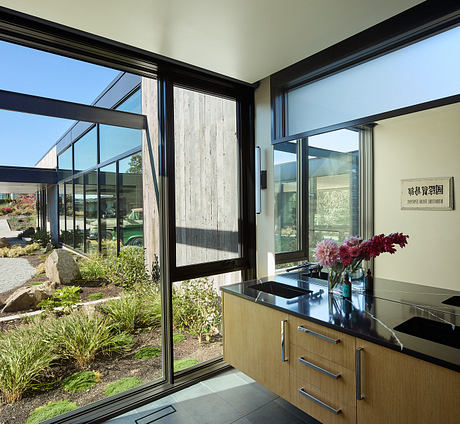 El Capitola by William Kaven Architecture - 7