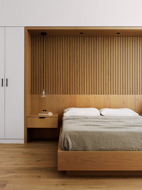 State Street Apartment Blends Workshop and Living Spaces - 6
