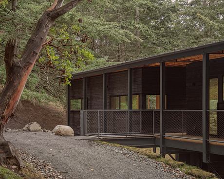 Trestle Cabin by The Miller Hull Partnership - 6