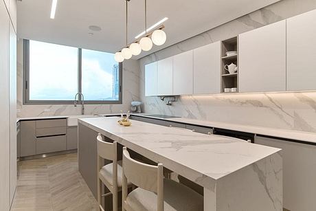 Sea Point Apartment Combines European Sophistication with Tropical Aesthetics - 6