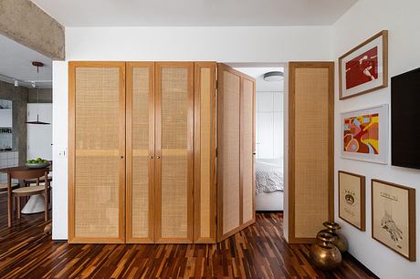 Sara Apartment by BLOCO Arquitetos - 8