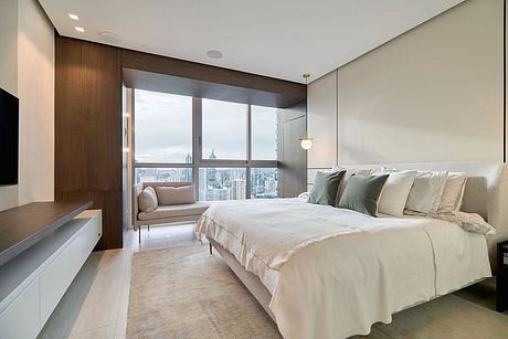 Sea Point Apartment Combines European Sophistication with Tropical Aesthetics - 8