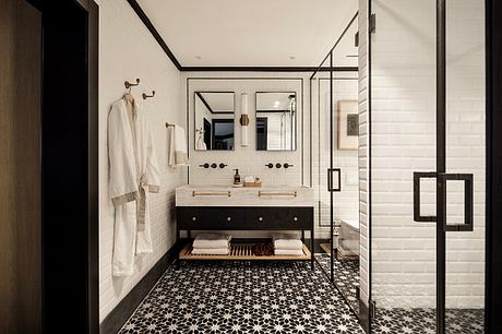 Highline Haven: Tel Aviv Apartment Blends Modern Looks With Cozy Atmosphere - 10