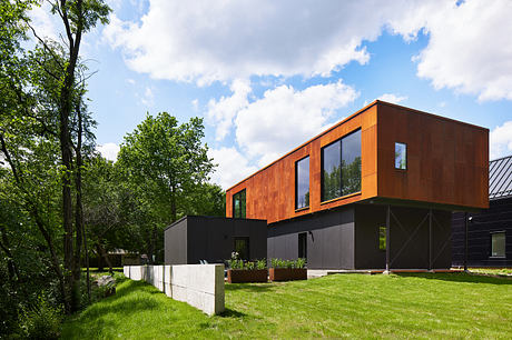 436 Indiana Street House is a Charming, Sustainable, Modern Refuge in Kansas - 10