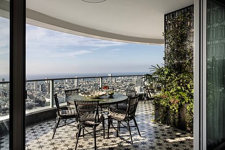 Highline Haven: Tel Aviv Apartment Blends Modern Looks With Cozy Atmosphere - 12