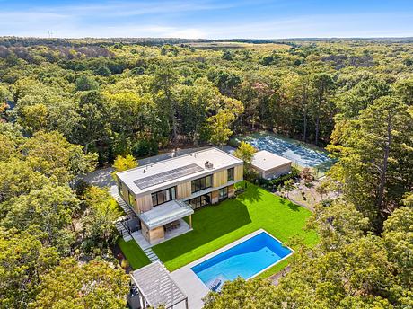 Summer House by Diego Petrate - 10