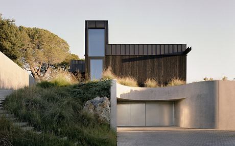 House of Horns by WOJR - 9