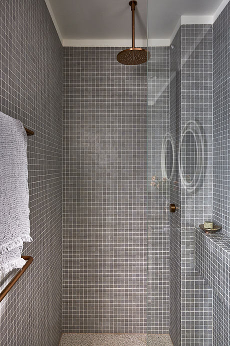 Watertower Apartment Balances Industrial and Bespoke Design - 11