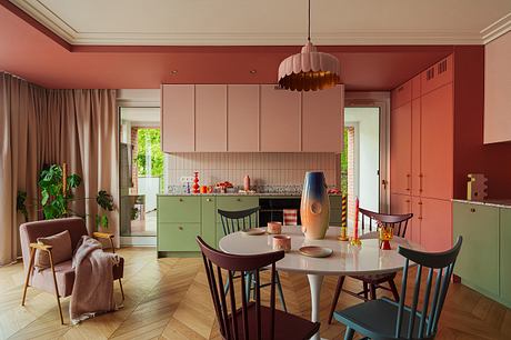 Apartment in Cracow Celebrates Pastel Hues and Offbeat Vintage Details - 1