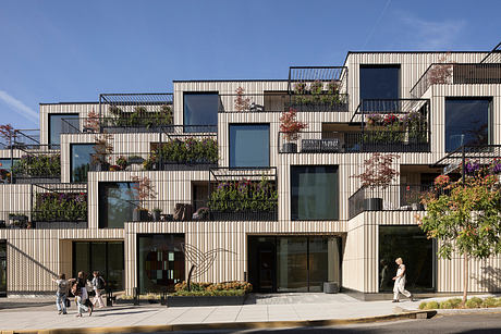 Ellen Browning Building by Hacker - 1