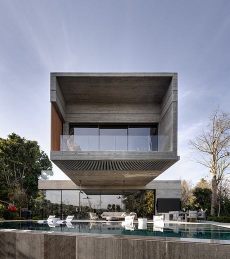 Hillside House by Dan and Hila Israelevitz Architects - 1