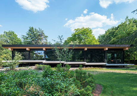 House VMVK II by dmvA - 1