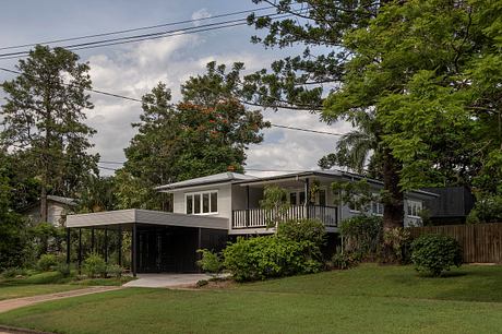 Toohey Forest House by Bones Studio - 1