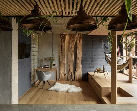 Urban Stillness: A Loft That Fosters Relaxation Amid Kyiv’s Urban Chaos - 1