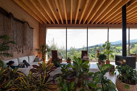 Casa Pastizal by Diez + Muller Arquitectos - 2