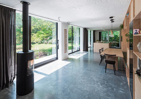 House VMVK II by dmvA - 2