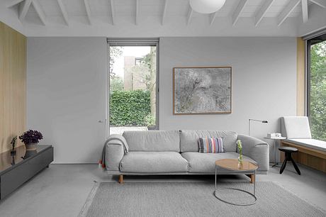 Senior Shelter by i29 - 2