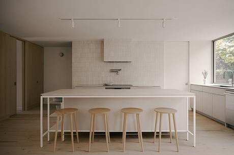 Pied-de-vent Residence by APPAREIL architecture - 3