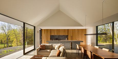 Ridge House by Worrell Yeung - 2