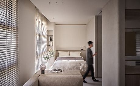 Loop Home in Taipei by Matt Kuo - 4