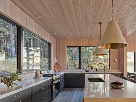 Rock Bluff House by Laura Killam Architecture - 4