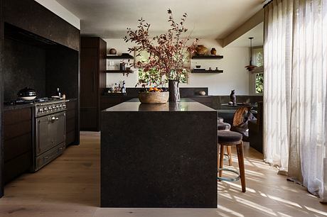 West Hollywood Residence by Studio Balestra - 4