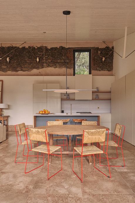 Cottage in La Vera Combines Traditional Architecture with Modern Comforts - 4