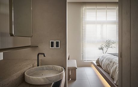Loop Home in Taipei by Matt Kuo - 6