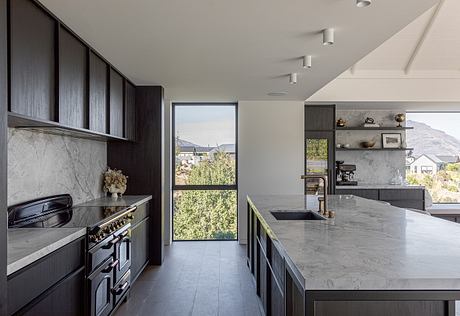Ridge House by Ben Hudson - 5