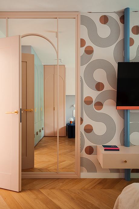 Apartment in Cracow Celebrates Pastel Hues and Offbeat Vintage Details - 5