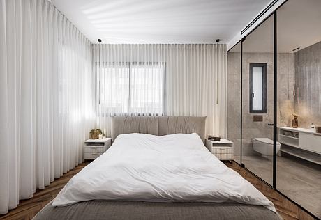 From Frame to Fabulous: A Warm, Modern Villa - 6