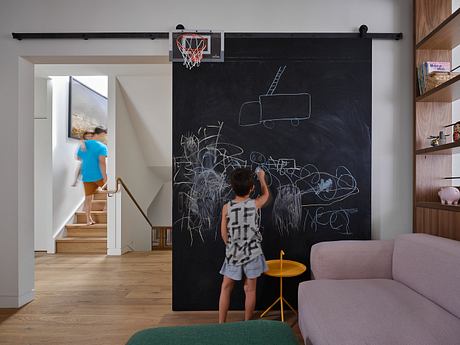Summerhill Family Home by Barbora Vokac Taylor Architect - 6