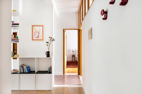 Art Curators’ Apartment in Lycabettus Hill - 8